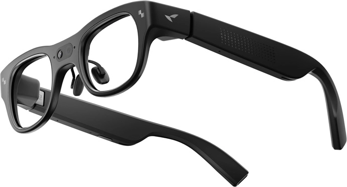 Pełnokolorowa projekcja AR jak 43" ekran