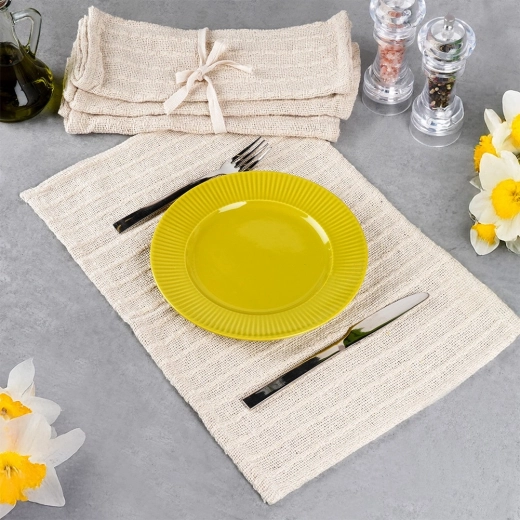 Praktyczna ochrona stołu podczas serwowania