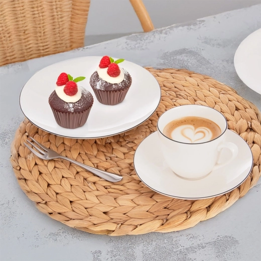 Uniwersalny do kawiarni i domu