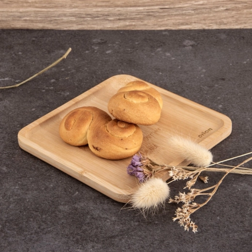 Kompaktowy rozmiar 14 × 14 cm