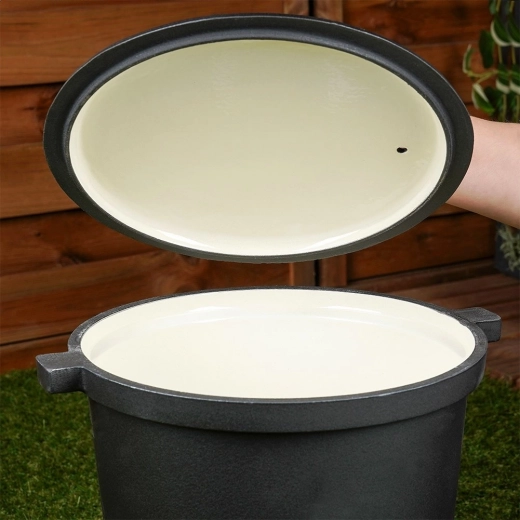 Emaliowane wnętrze dla łatwego czyszczenia