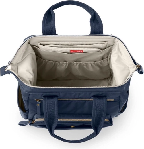 Szerokie ramowe otwieranie dla natychmiastowego podglądu