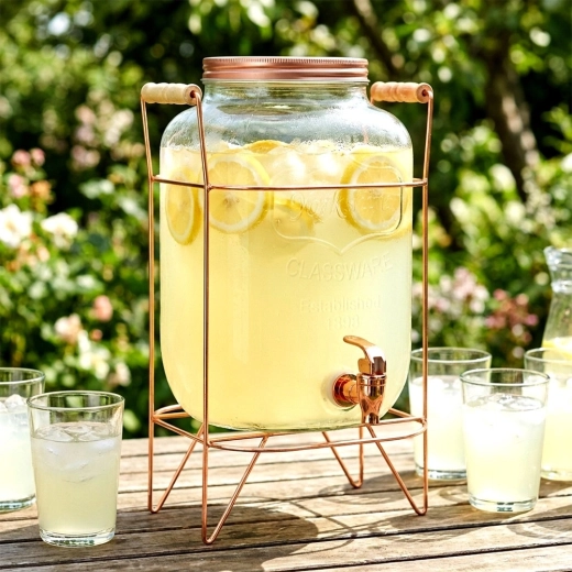 Duża pojemność 8 l na każde przyjęcie