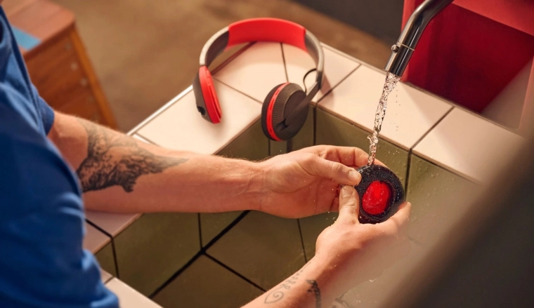 Wygoda do sportu: chłodzące nausznice i IP55