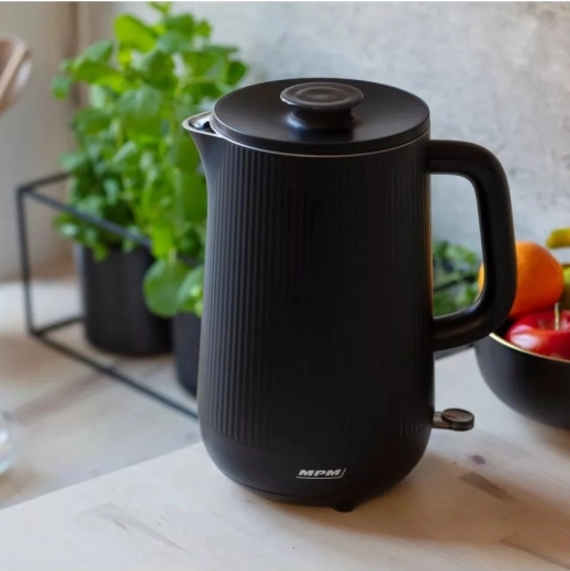 Podwójna ścianka dla dłuższego utrzymania ciepła i cichej pracy