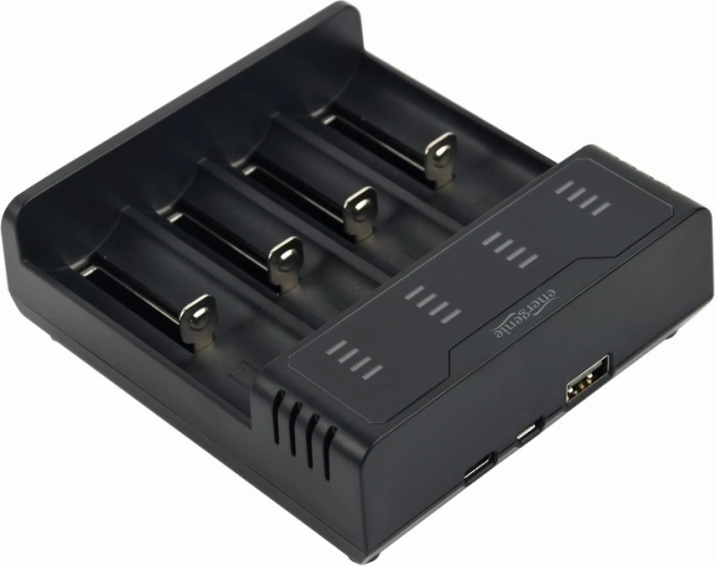 Zasilanie USB i funkcjonalny design