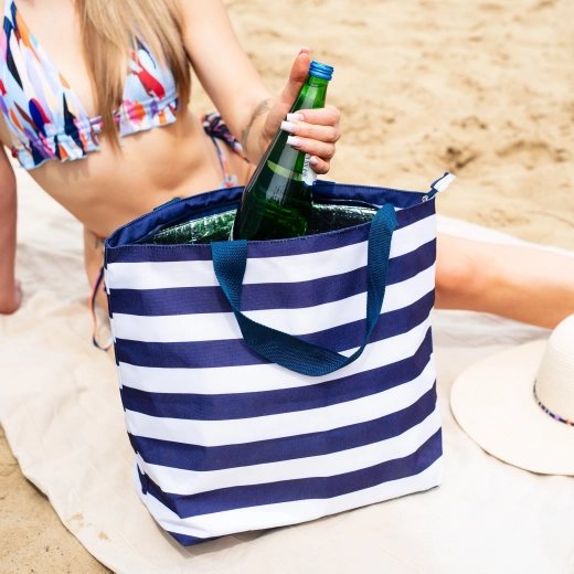 Lekka, a jednak pojemna – 23 litry