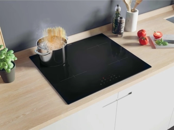 Inteligentne zarządzanie mocą przeciw przeciążeniu