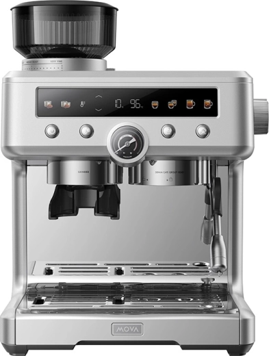 Dwa bojlery i dwie pompy dla płynnego przygotowania