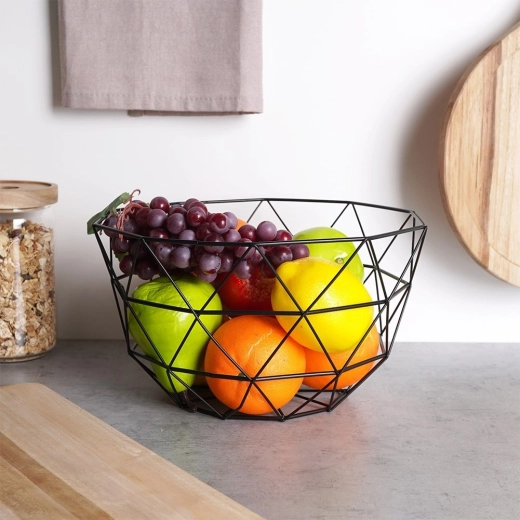 Wytrzymały metal w matowej czerni