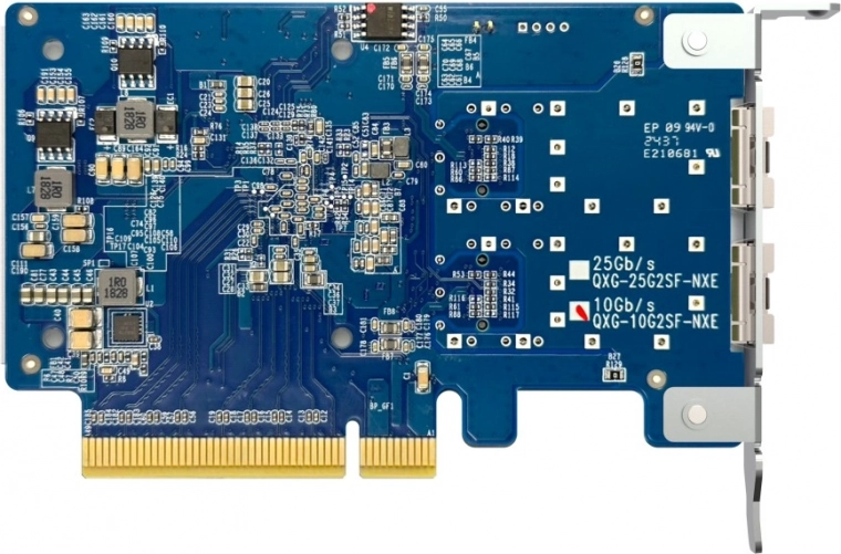 Dwa porty 10GbE SFP+ dla maksymalnej przepustowości