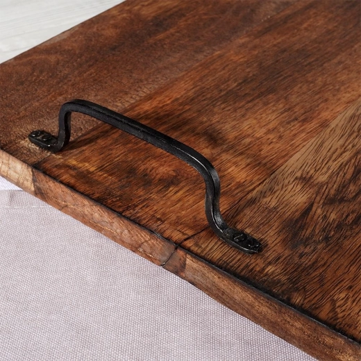 Stylowy rustykalny wygląd na każdym stole