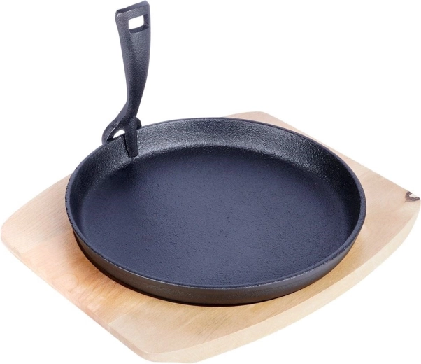 Masywna żeliwna konstrukcja dla równomiernego ciepła