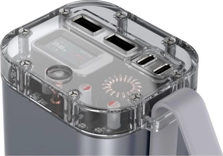 Outdoorowa odporność IP67 i mocna latarka