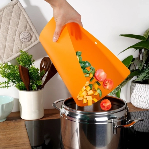 Elastyczna konstrukcja dla czystego zsypywania bez bałaganu