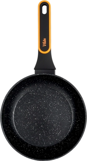 Komfortowy uchwyt, który się nie nagrzewa