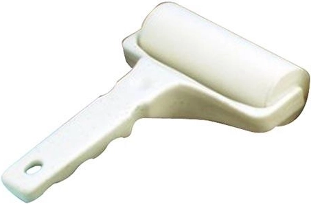 Jednoręczny gładki wałeczek 12 cm z plastiku