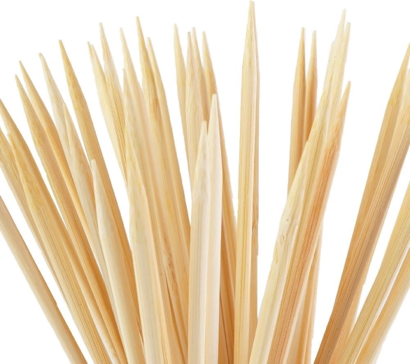 Naturalny bambus z ostrym czubkiem