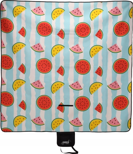 Duża powierzchnia i radosny owocowy design