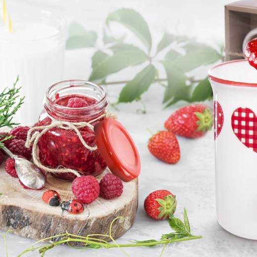 Kompaktowa pojemność 80 ml na małe porcje