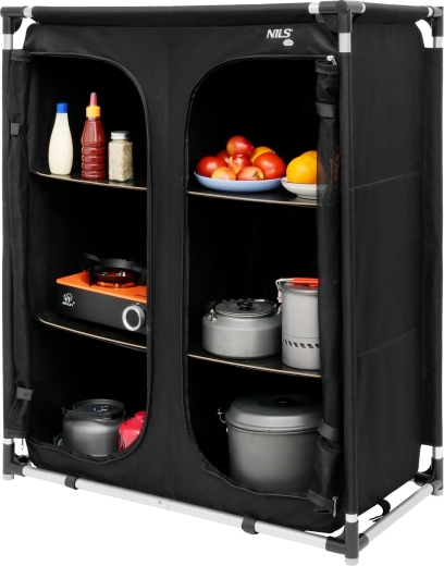 Trzy poziomy przestrzeni z solidnymi półkami