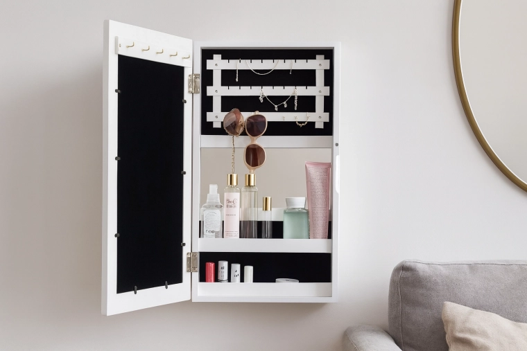 Delikatna aksamitna wyściółka