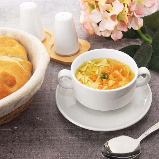 Eleganckie serwowanie przy stole