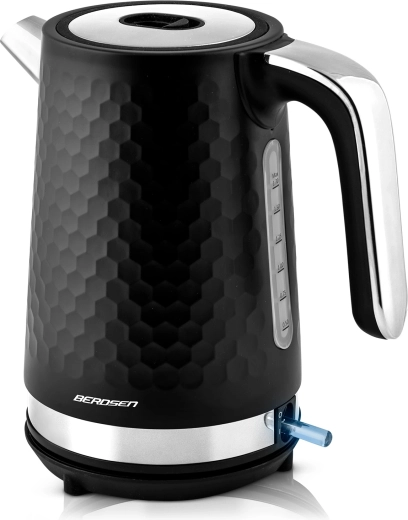 Matowa metalowa konstrukcja z podświetlanym włącznikiem