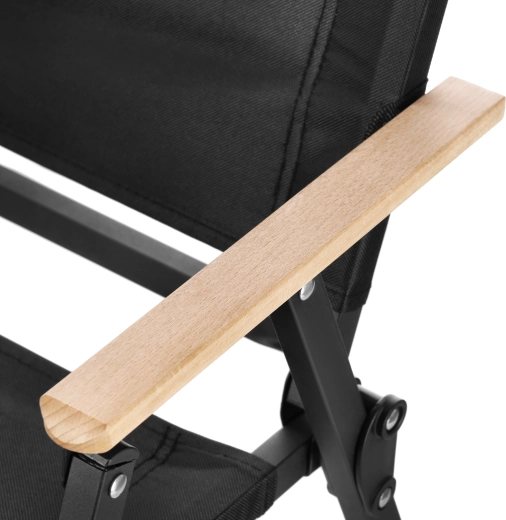 Stylowe drewniane podłokietniki i łatwe składanie