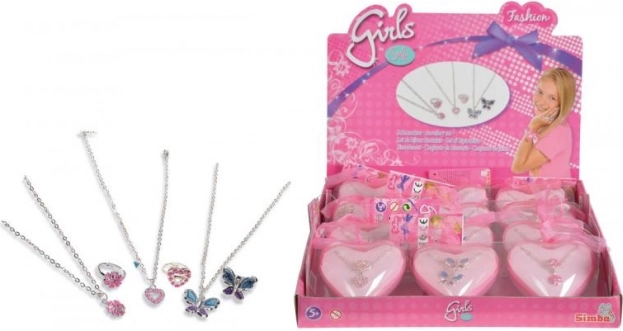 Pierścionek i naszyjnik w serduszkowym pojemniku