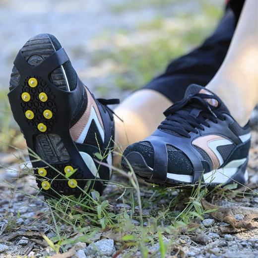 Mocna trakcja na lodzie i śniegu