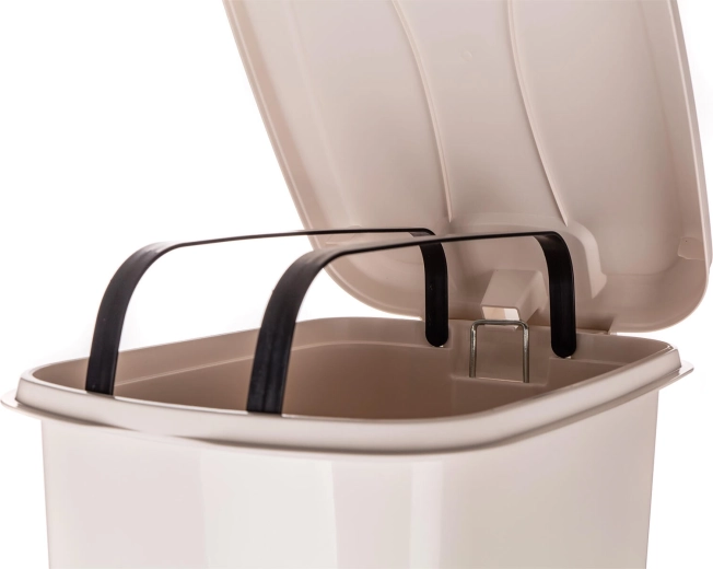 Łatwa wymiana worków i schludny wygląd