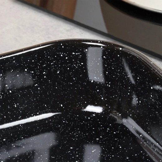 Łatwe czyszczenie i trwała powierzchnia