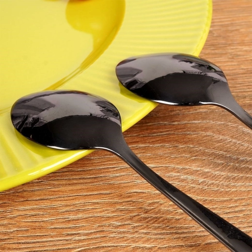 Nowoczesny czarny design