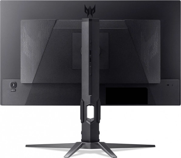 Wyrazisty design Predator i solidna podstawka