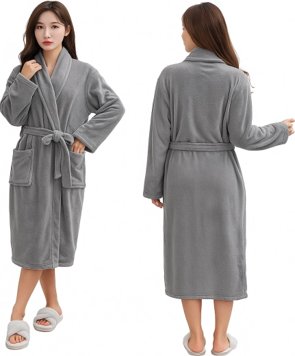 Praktyczne kieszenie i uniwersalna długość