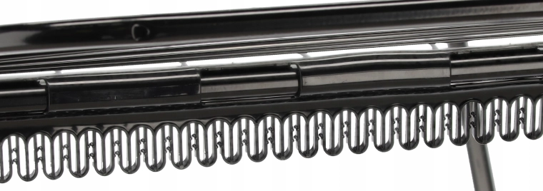 Dwa praktyczne uchwyty na skarpetki