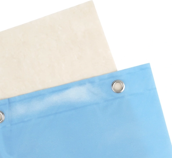 Łatwy montaż dzięki wzmocnionym oczkom