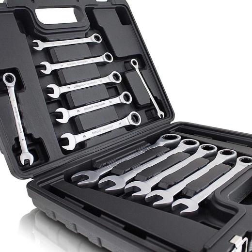 Wytrzymała stal CrV i długa żywotność