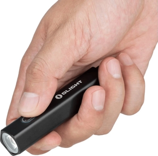 Ergonomiczny kształt i odporność IPX8