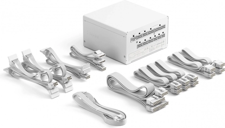 W pełni modularne okablowanie dla czystego zestawu