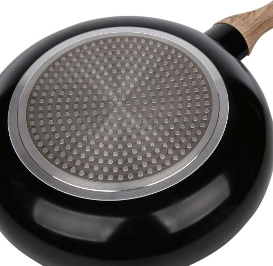 Stabilne dno dla bardziej równomiernego nagrzewania