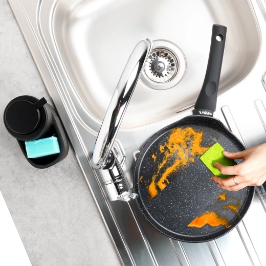 Nieprzywierająca granitowa powłoka dla łatwego przewracania