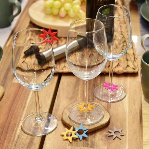 Łatwe zakładanie na brzeg i nóżkę