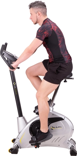 Czytelny wyświetlacz i 24 programy treningowe