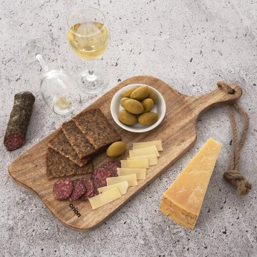 Eleganckie serwowanie serów i przekąsek