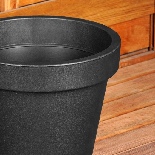 Odporna i lekka do całorocznego użytkowania