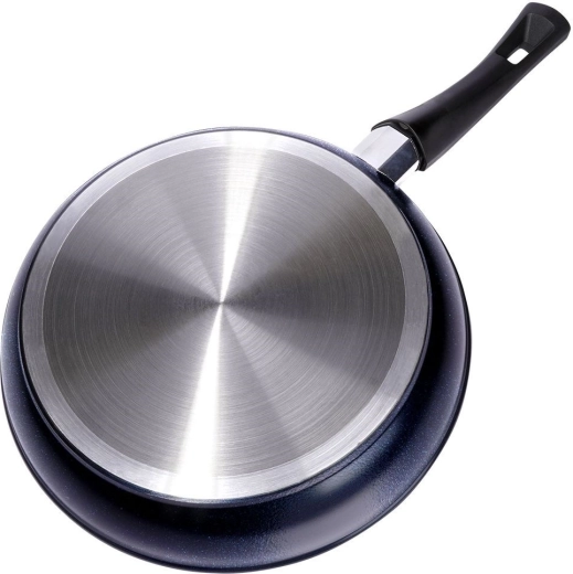 Kompatybilna z wszystkimi kuchenkami, w tym indukcją