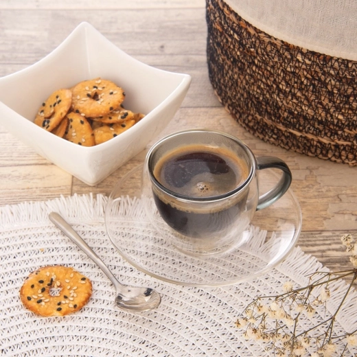 Stylowy wygląd, który podkreśla espresso