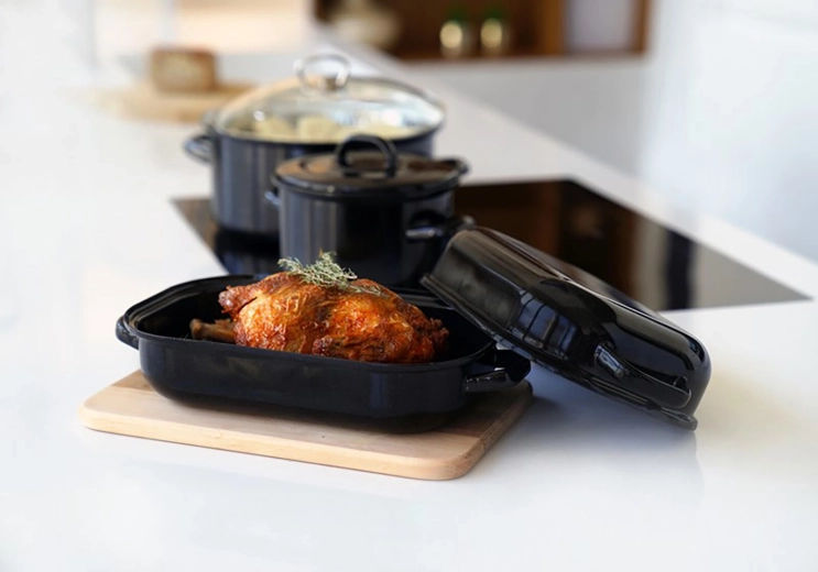 Kompatybilna ze wszystkimi kuchenkami, w tym indukcją